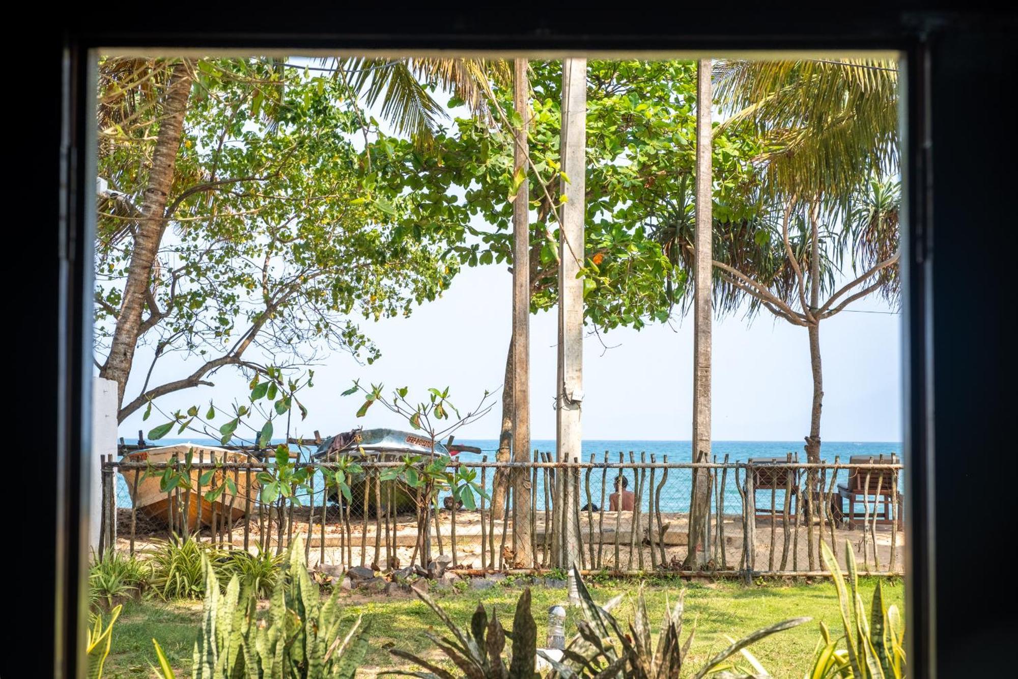 Serenity Beach Cabanas Tangalle Eksteriør bilde