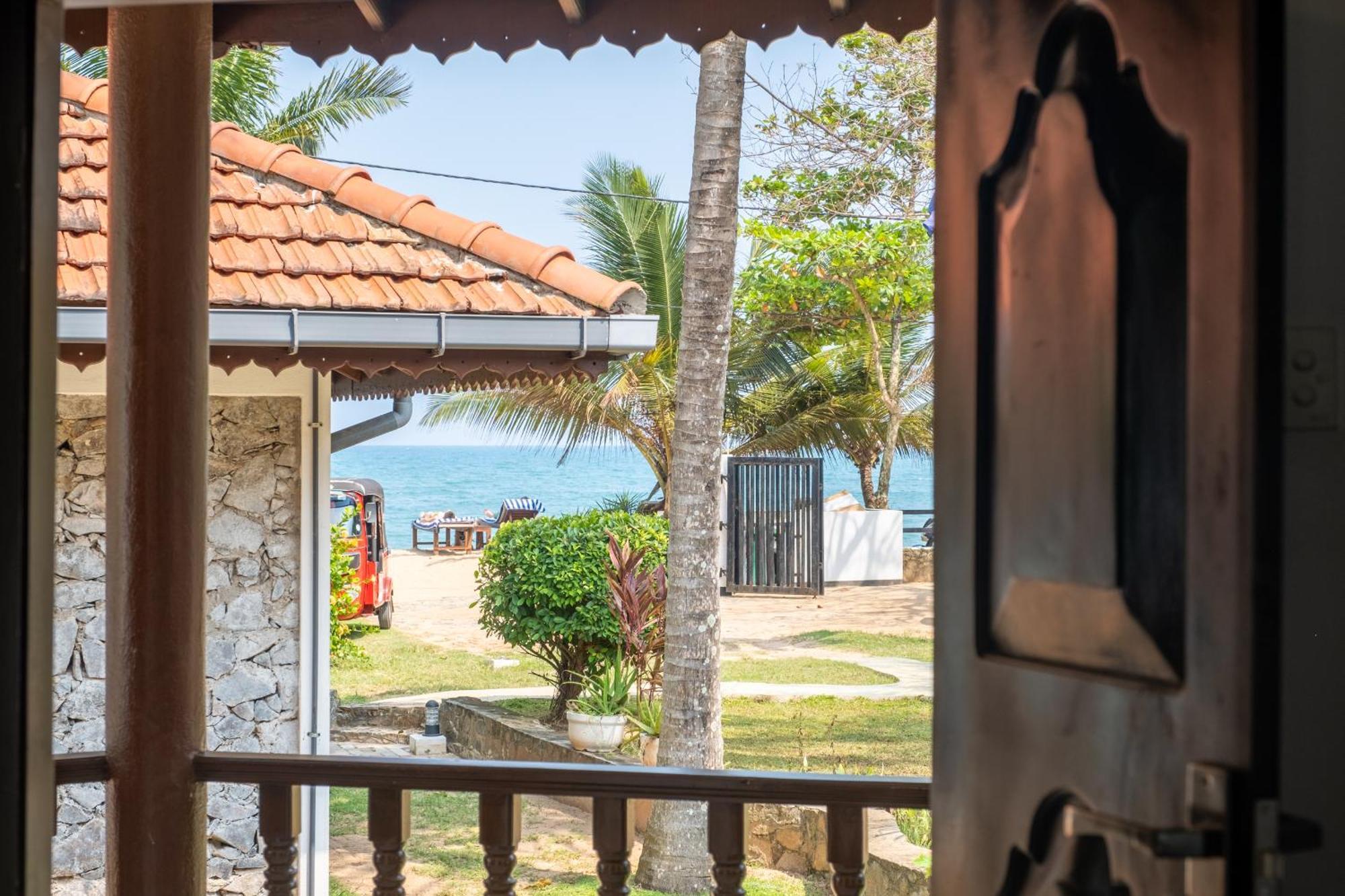 Serenity Beach Cabanas Tangalle Eksteriør bilde